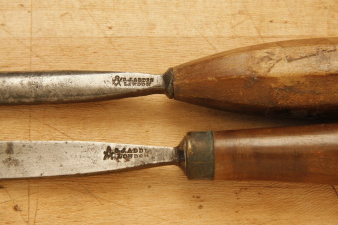 Addis gouges